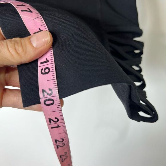 Athleta Black Crop Aerobic Workout Pants Criss Cross Sz XL - Picture 3 of 9